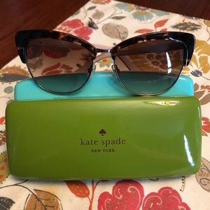 Kate Spade Genette sunglasses 🕶